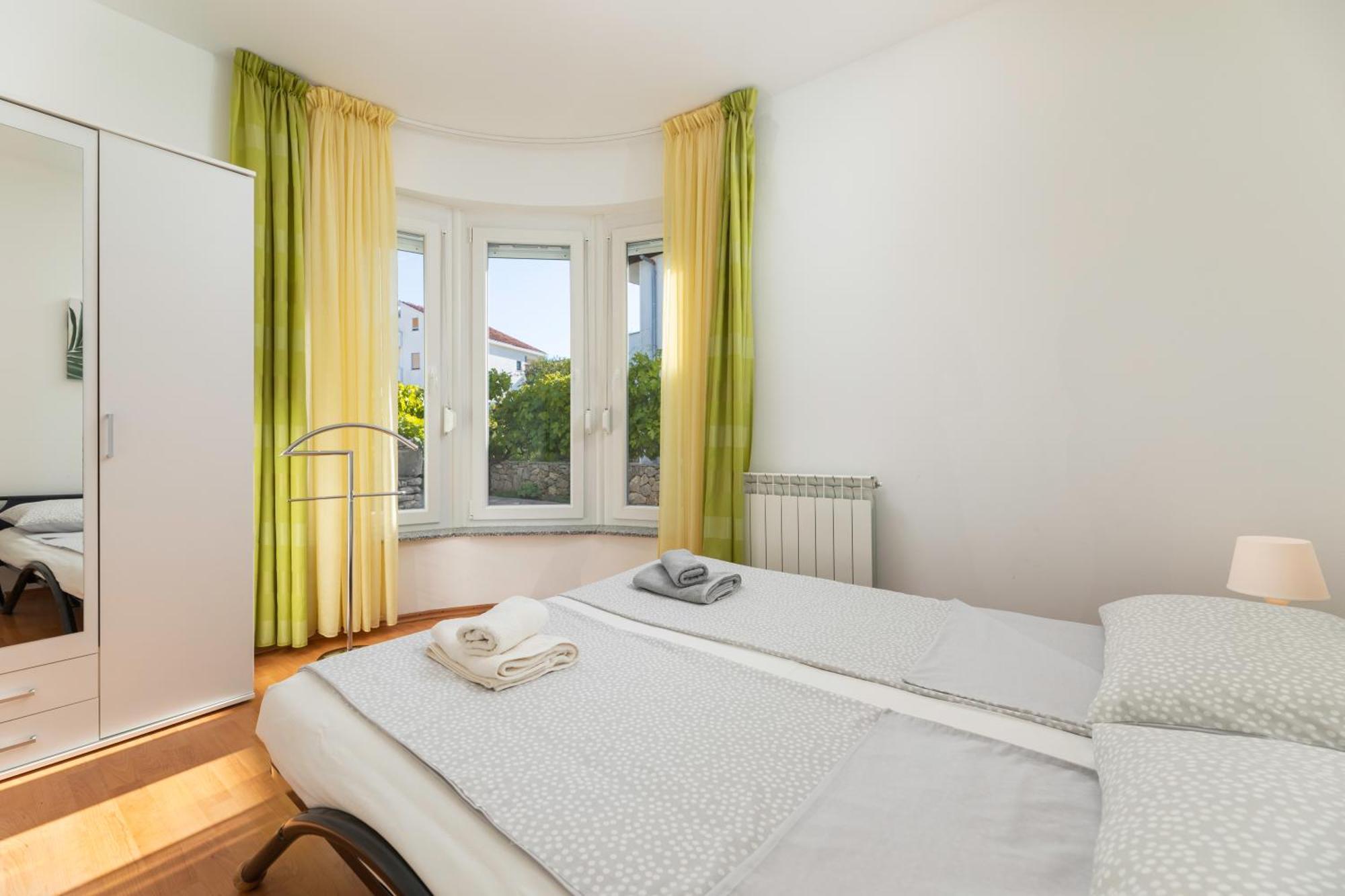 Ferienwohnung Elida Krk Town Exterior foto